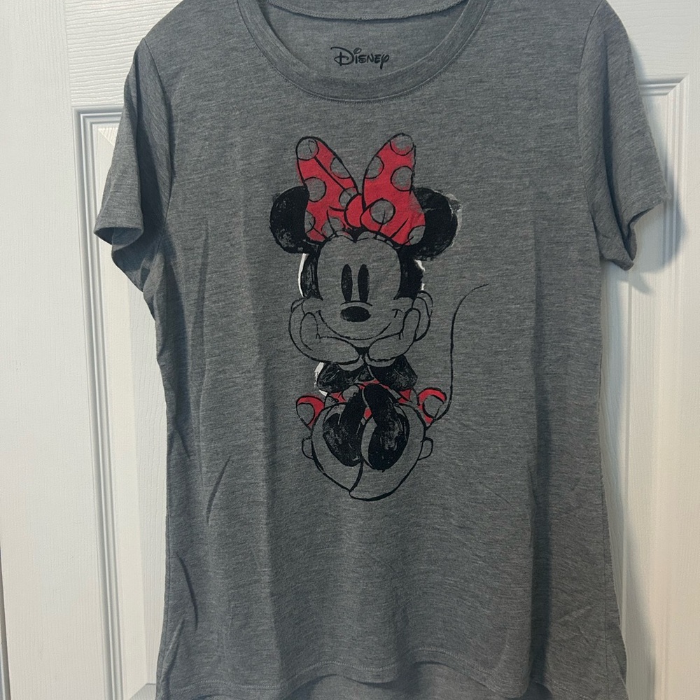 Disney Gray and Pink Minnie Mouse Tee